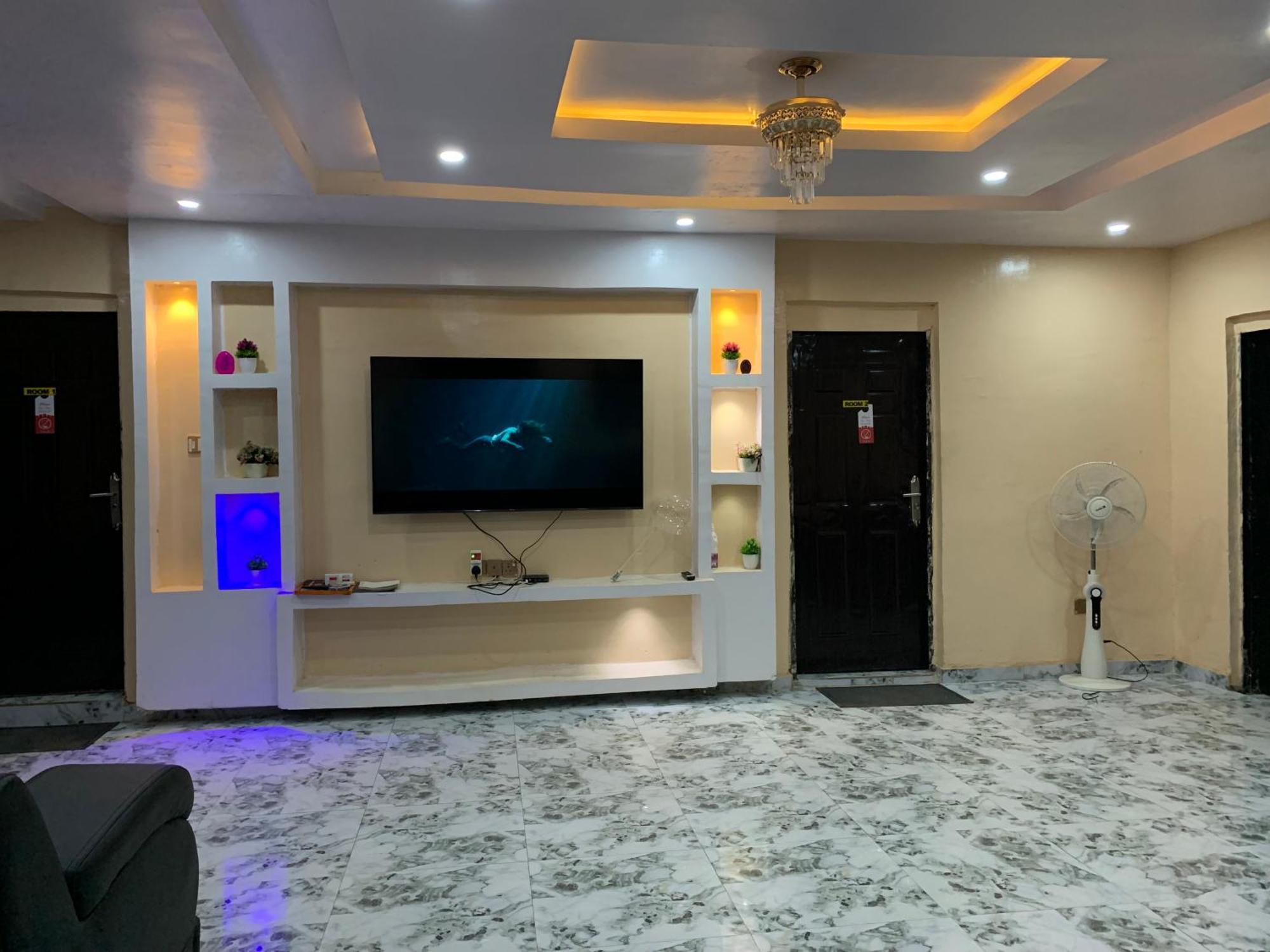 Umbrella Properties - Eleyele Ibadan Room photo